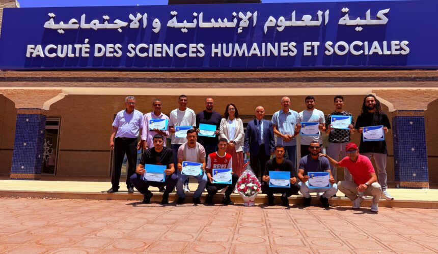 صور احتفاء بالفوز المستحق بكأس البطولة الجامعية لهذه السنة، التي تُنظم بين مختلف كليات الجامعة صور احتفاء بالفوز المستحق بكأس البطولة الجامعية لهذه السنة، التي تُنظم بين مختلف كليات الجامعة