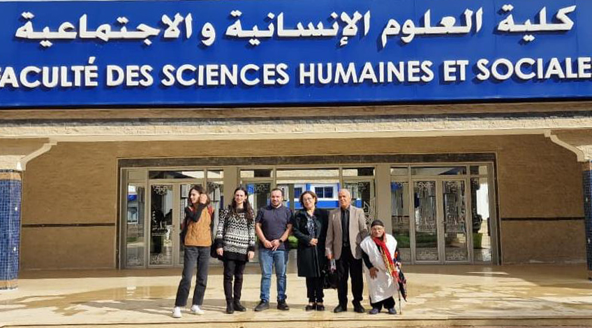 اجتماع السيد عميد كلية العلوم الإنسانية والاجتماعية ومنسقة ماستر سيكولوجيا الإعاقة مع ممثلي الوكالة الايطالية للتعاون التنموي اجتماع السيد عميد كلية العلوم الإنسانية والاجتماعية ومنسقة ماستر سيكولوجيا الإعاقة مع ممثلي الوكالة الايطالية للتعاون التنموي