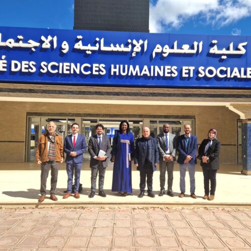 استضافت كلية العلوم الإنسانية والاجتماعية بمقر العمادة السيدة رماتا ألمامي مباي مديرة قطاع العلوم الاجتماعية والإنسانية بالإيسيكو